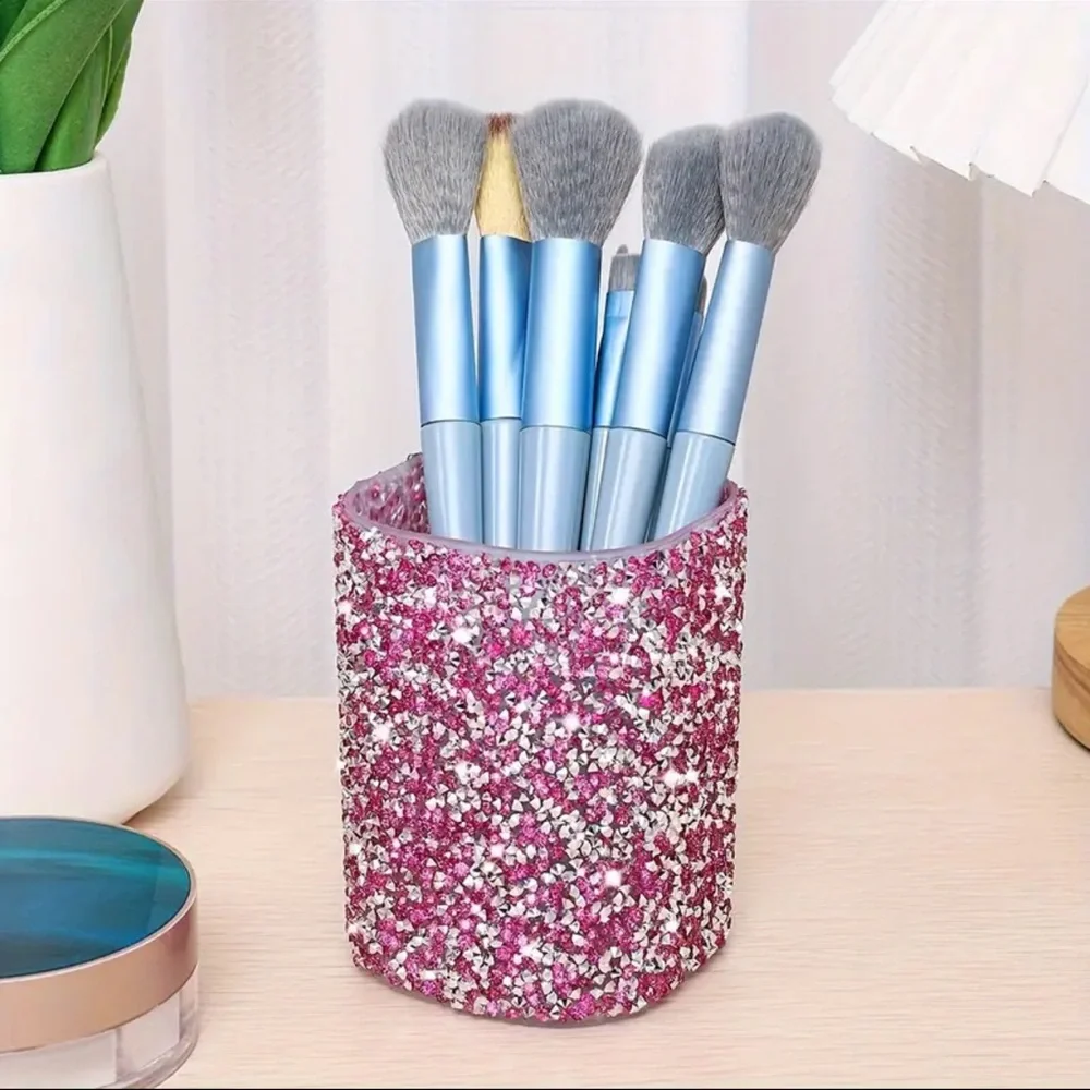 Pink MakeupBrush/Pen Holder - Picture 2 of 3